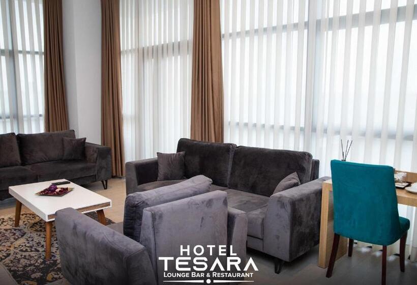 سوییت جونیور لوکس, Tesara