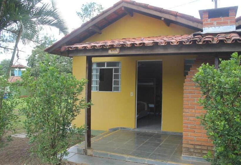 샬레, Pousada E Camping Carrion
