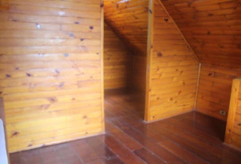 Бунгало Стандарт, Pousada E Camping Carrion