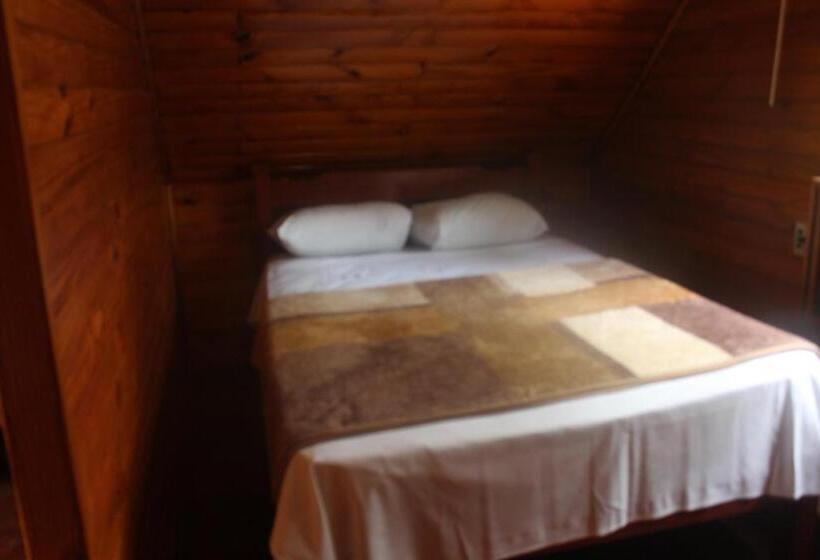 标准平房, Pousada E Camping Carrion