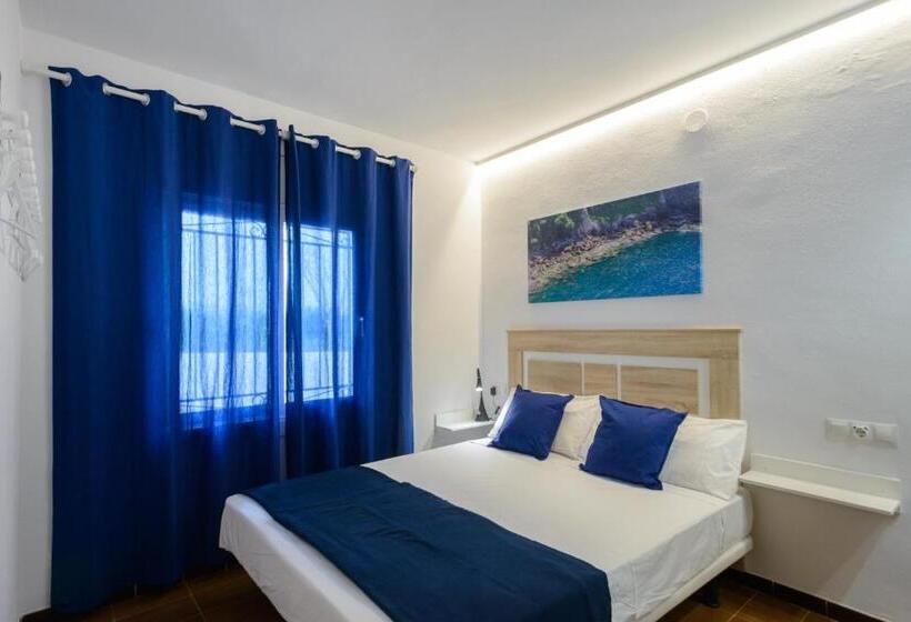 Номер Стандарт Вид на Сад, Habitacions Cau Del Llop