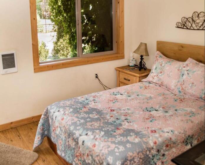 غرفة قياسية, Rocky Mountain Inn