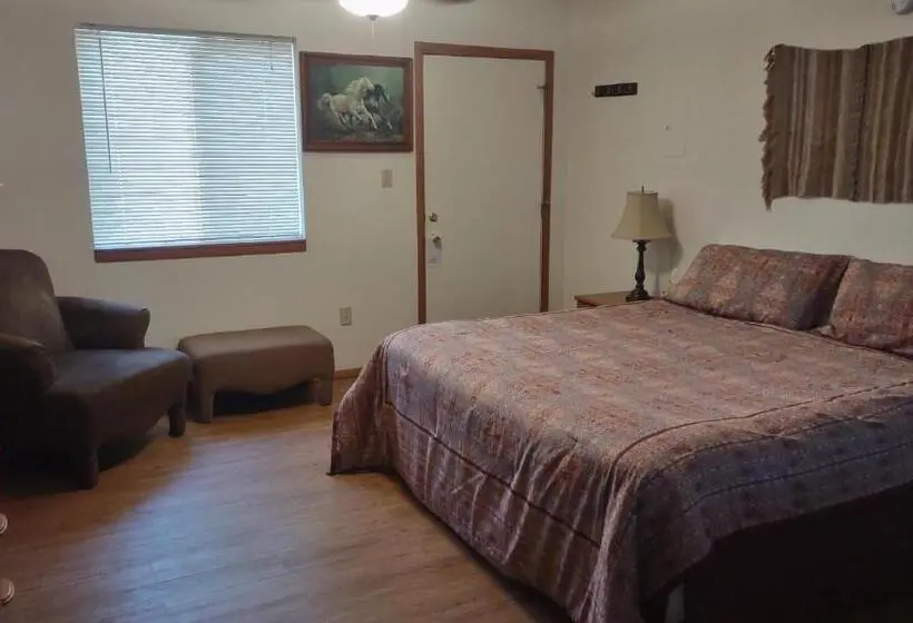 キングサイドベッドのスタンダードワンルーム, Rocky Mountain Inn