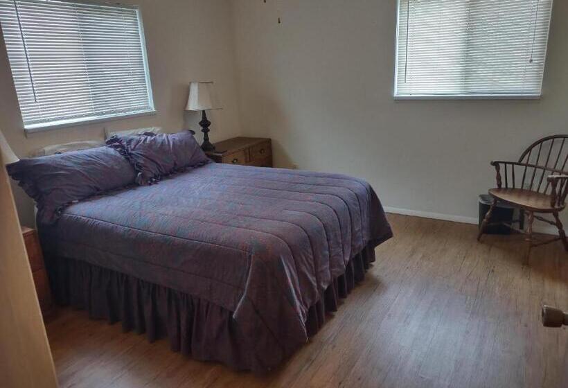 منزل 3 غرف نوم, Rocky Mountain Inn