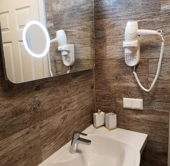 デラックスジュニアスイート, Aparthotel Goldener Hahn Apartments