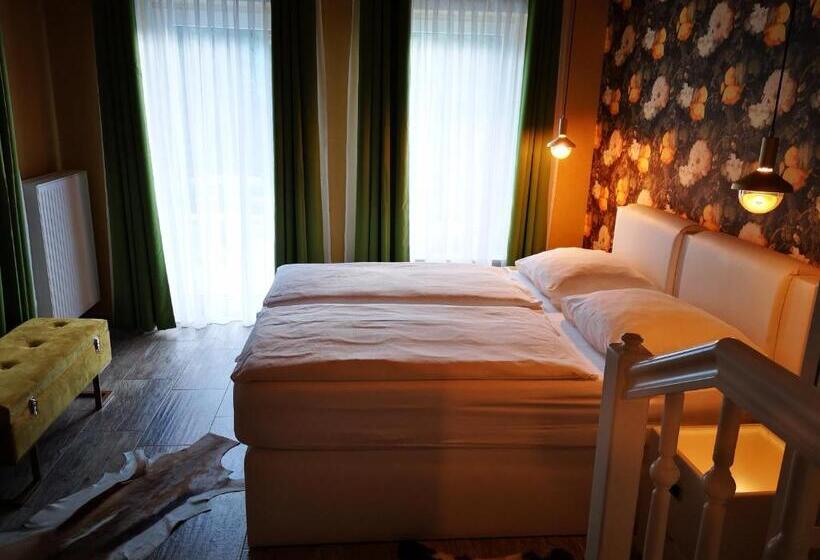 جناح جونيور ديلوكس, Aparthotel Goldener Hahn Apartments