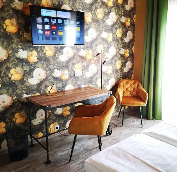 デラックススイート, Aparthotel Goldener Hahn Apartments