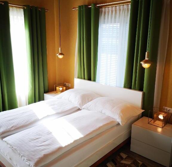 جناح ديلوكس, Aparthotel Goldener Hahn Apartments