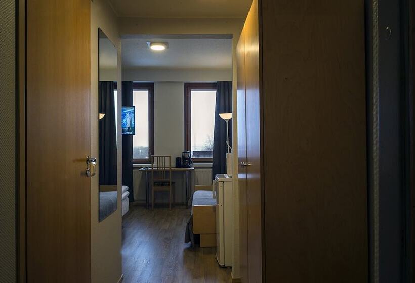 Номер Стандарт Индивидуальный, Forenom Aparthotel Kemi