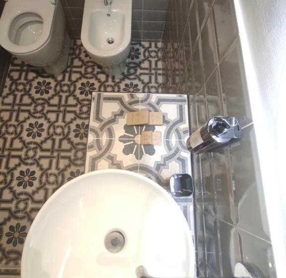 اتاق لوکس, Residenza Montebello