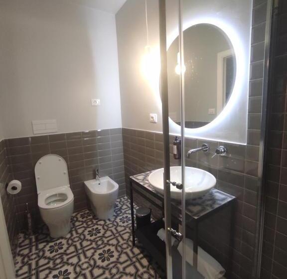 اتاق لوکس, Residenza Montebello