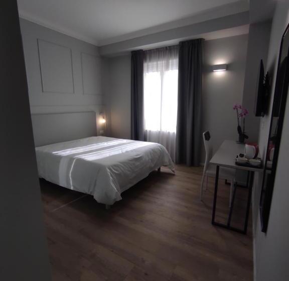 اتاق لوکس, Residenza Montebello