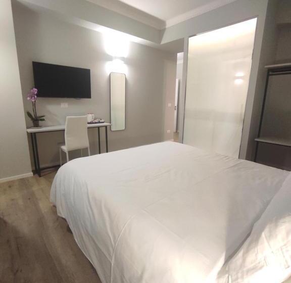 اتاق لوکس, Residenza Montebello