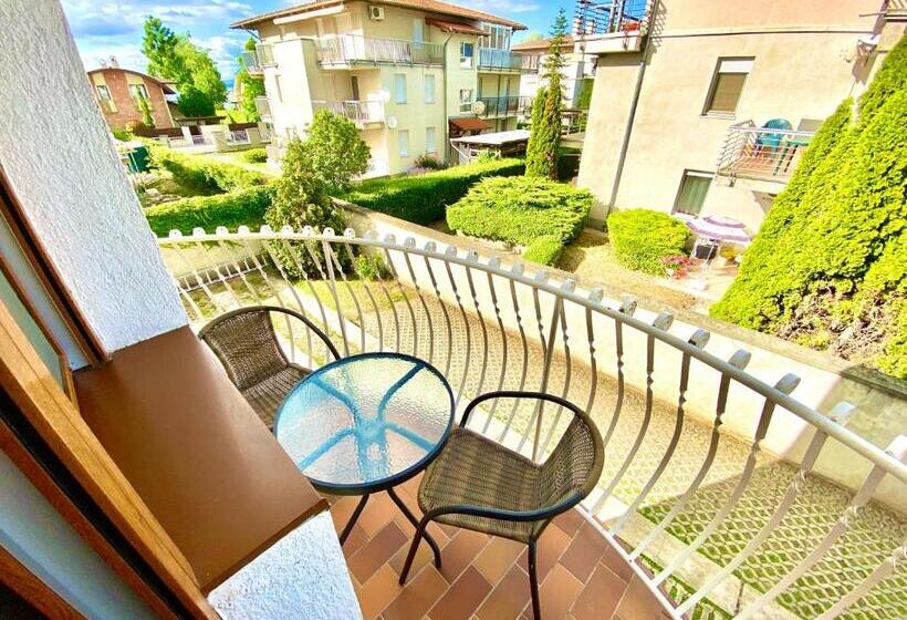 Family flat with balcony, Unio Vendégház 3