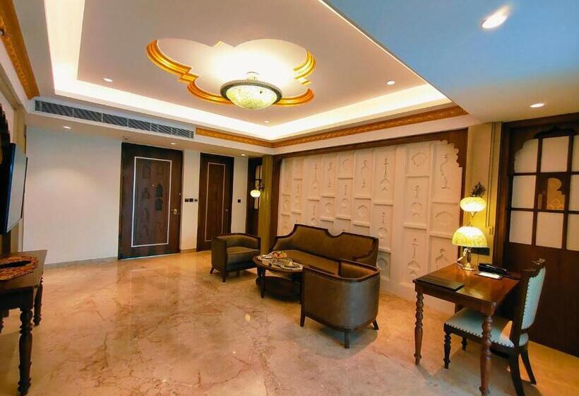 سوییت اجرایی, Kaldan Samudhra Palace