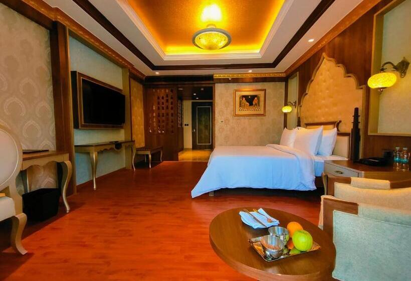 اتاق پرمیوم, Kaldan Samudhra Palace