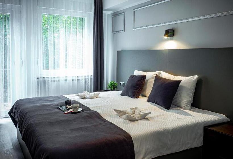 Номер Стандарт, Löwen