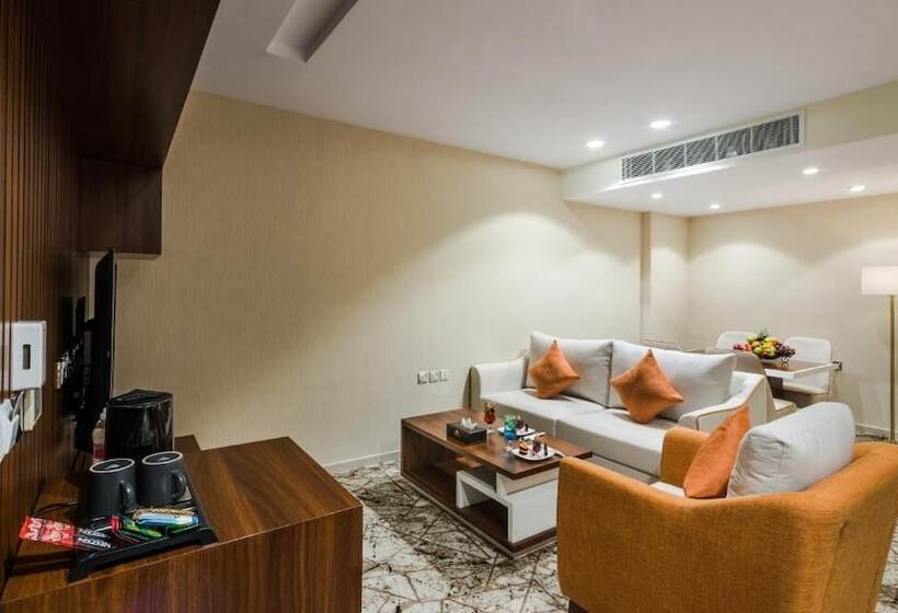 סוויטת סופריור, Tulip Plaza