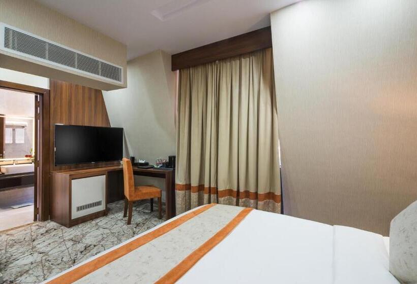 חדר דלוקס, Tulip Plaza