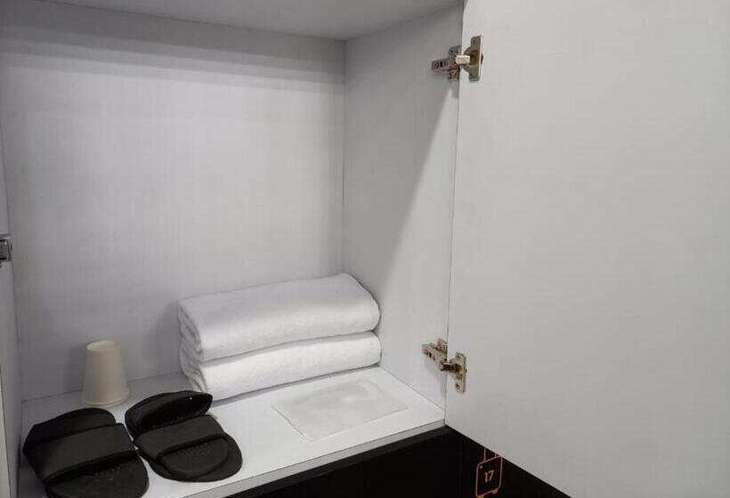 스탠다드 룸 공동 욕실, Nindya Biodistrict Hotel Bandung