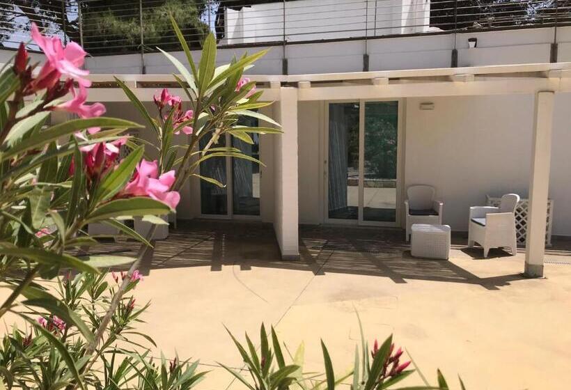 Номер Стандарт Вид на Сад, Angolo Mare Apartments & Rooms