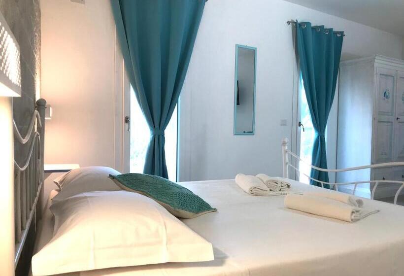 חדר סטנדרט, מיטת קינג, מותאם לאדם עם מוגבלויות, Angolo Mare Apartments & Rooms