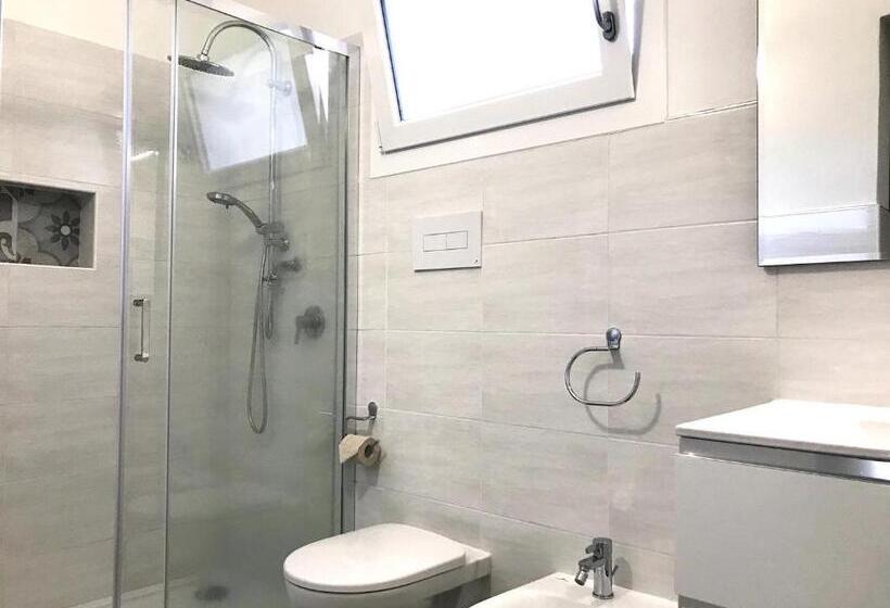 דירת חדר בקומת קרקע, Angolo Mare Apartments & Rooms