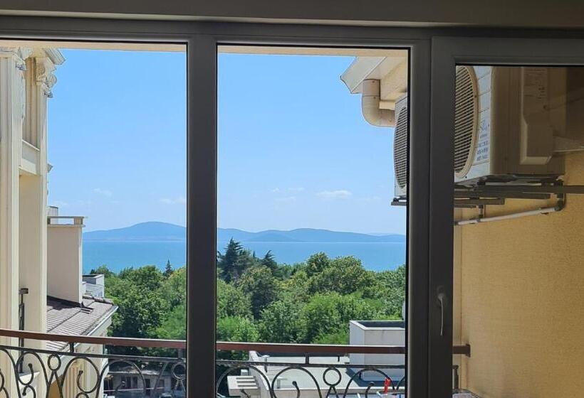 带1个卧室的带海景的公寓, Flora Beach Private