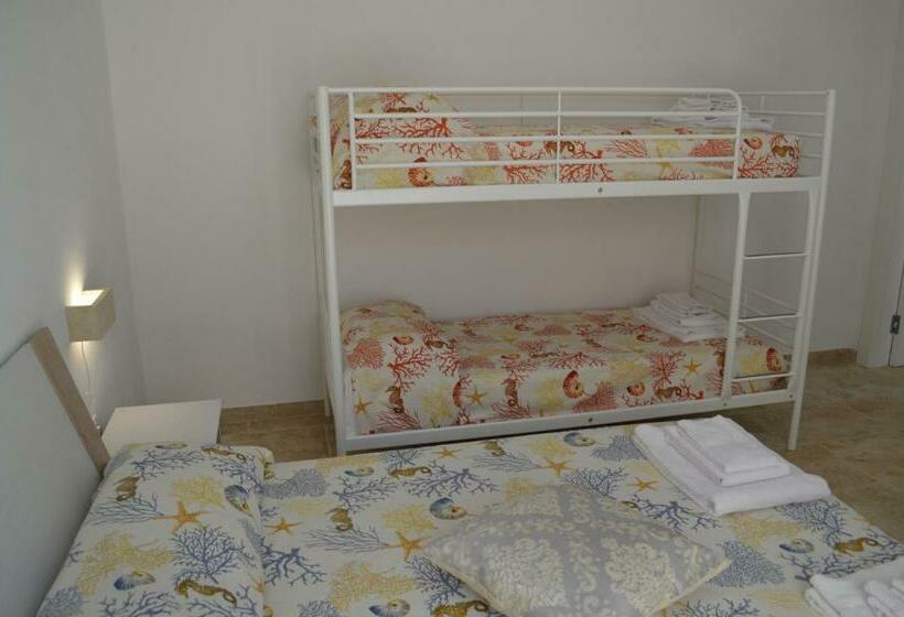 Habitació Quàdruple Estàndard, Residenza Case Arse