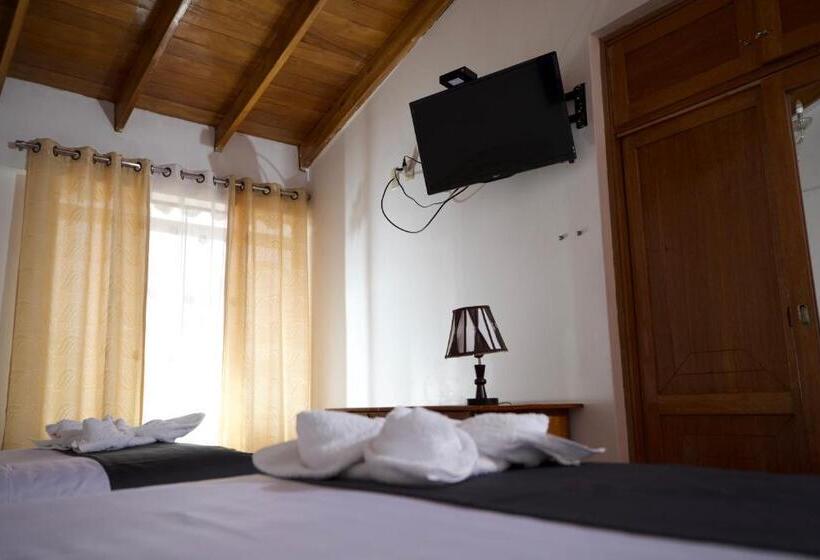 高级大房间, Feimar Cusco