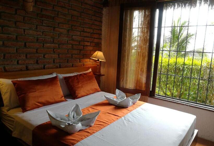 بنگله خانوادگی, Hosteria Cumilinche