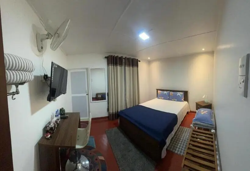 Deluxe Kolmen Hengen Huone, Kpl Holiday Homes