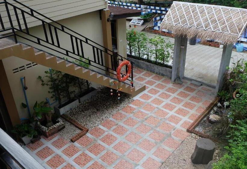 חדר דחוקס עם מיטת קינג, Captan Home