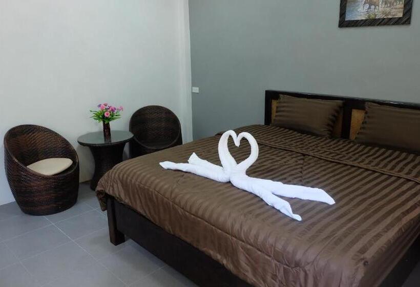 חדר דחוקס עם מיטת קינג, Captan Home