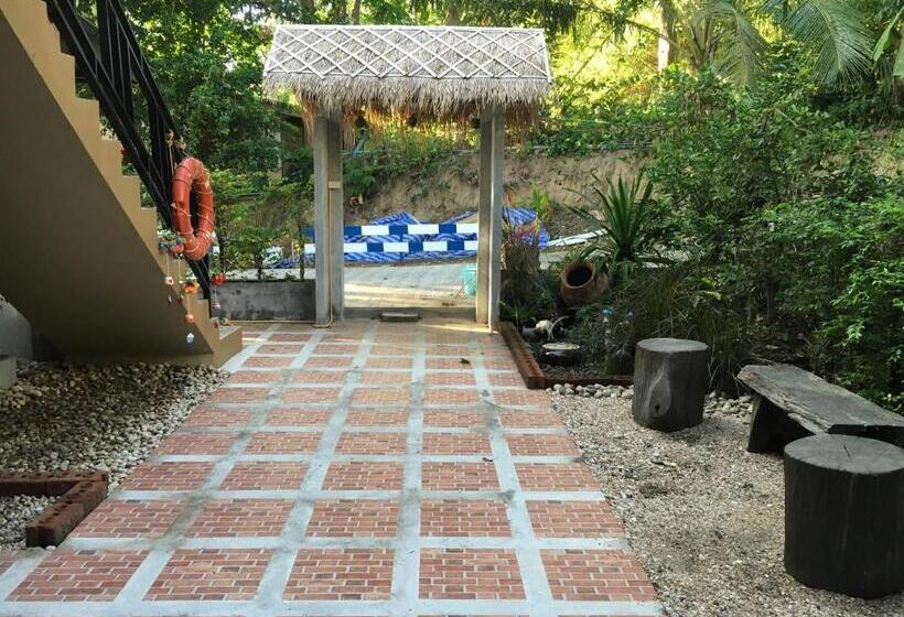 חדר דלוקס, Captan Home