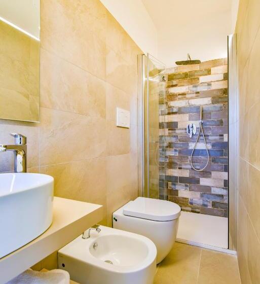 شقة غرفة نوم واحدة مزودة بشُرفة, Rex Residence