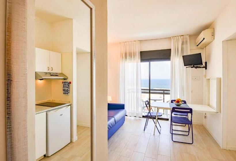 إستوديو قياسى مطل على البحر, Rex Residence