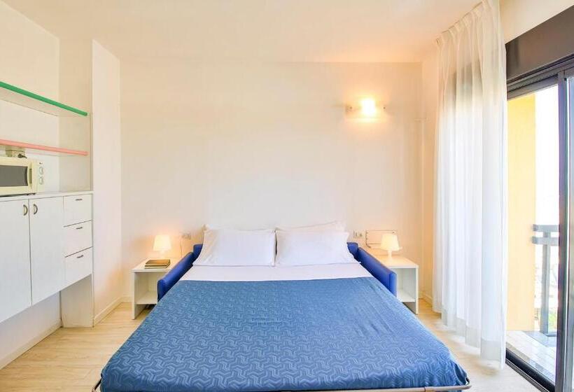 إستوديو قياسى مطل على البحر, Rex Residence
