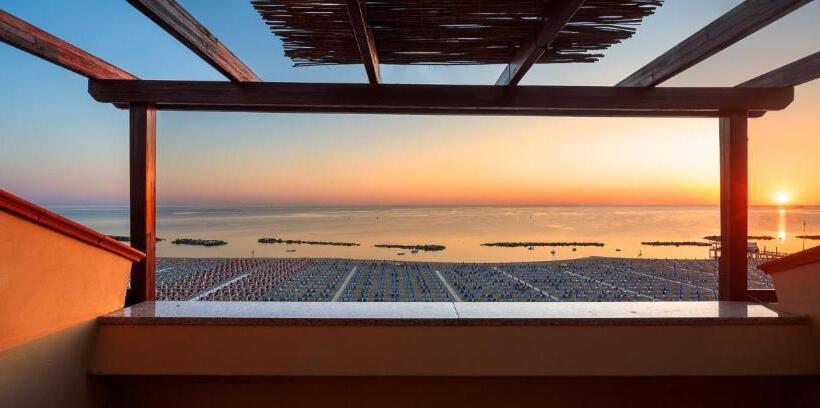 شقة دور أخير غرفة نوم واحدة, Rex Residence