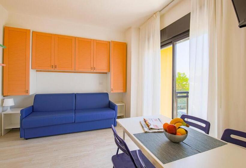 شقة غرفة نوم واحدة مزودة بشُرفة, Rex Residence