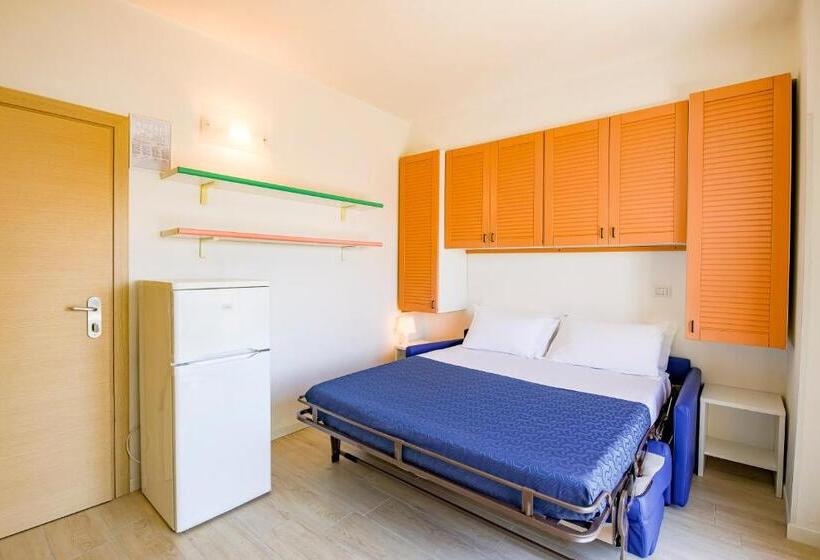 شقة غرفة نوم واحدة مزودة بشُرفة, Rex Residence