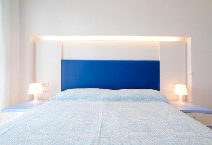 شقة غرفة نوم واحدة مزودة بشُرفة, Rex Residence