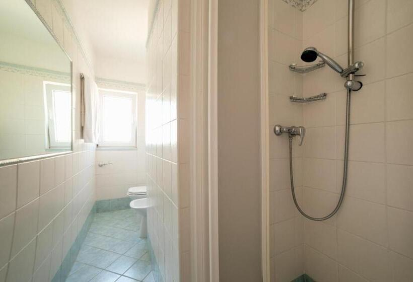 شقة دور أخير غرفة نوم واحدة, Rex Residence