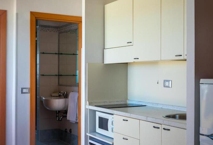 شقة دور أخير غرفة نوم واحدة, Rex Residence