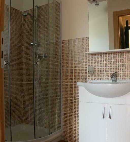 חדר סטנדרט לארבעה נוף לים, B&b Il Vigneto