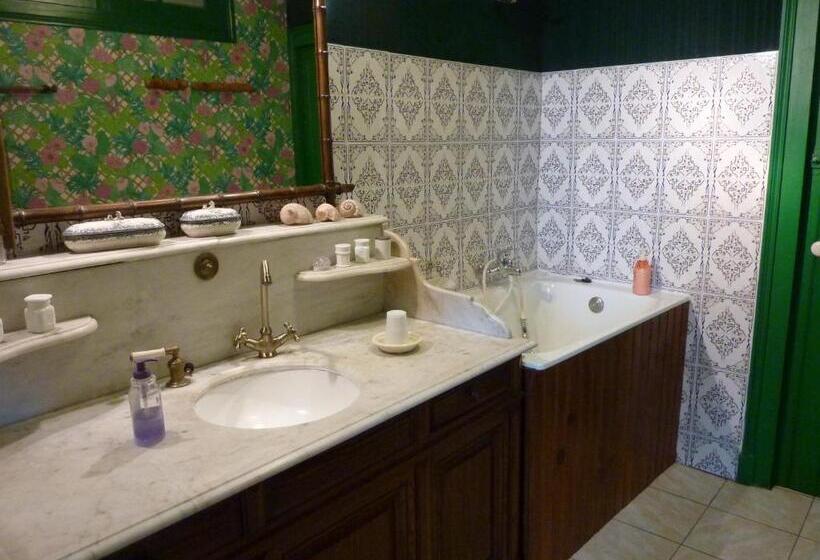 标准间, Montenaut