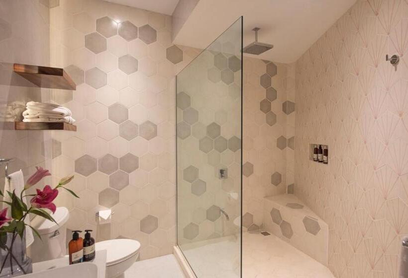 اتاق استاندارد با تخت بزرگ, Ocotea Boutique