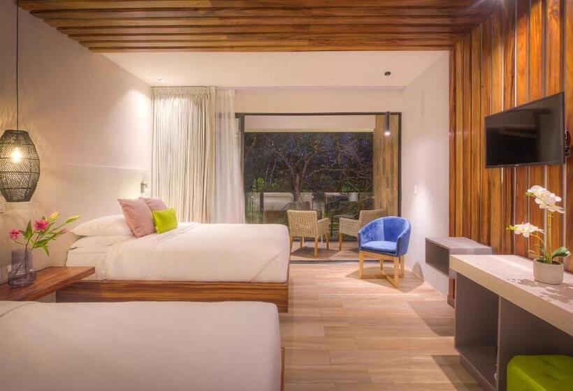 اتاق استاندارد با تخت دو نفره بزرگ, Ocotea Boutique