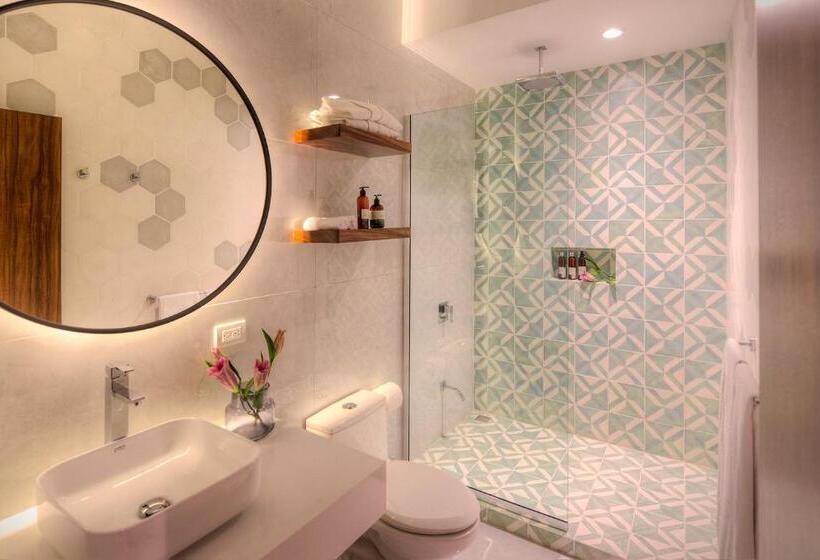 اتاق استاندارد با تخت بزرگ, Ocotea Boutique