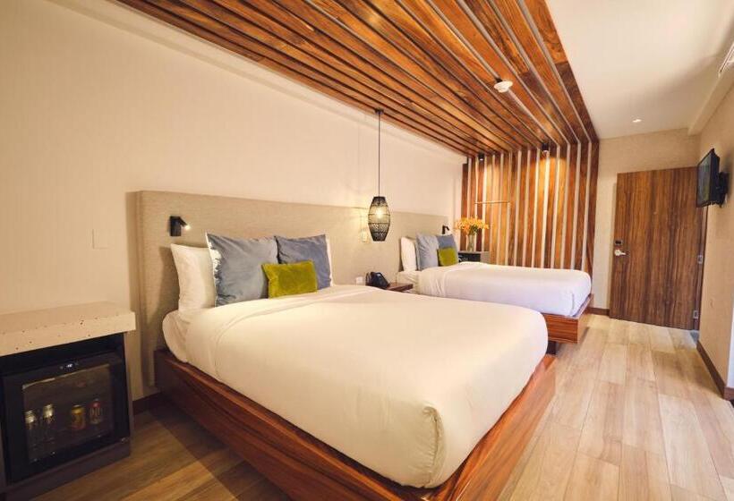 اتاق استاندارد با تخت دو نفره بزرگ, Ocotea Boutique